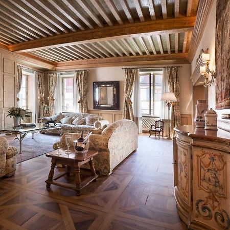 Annecy Historical Center - 165 Square Meter - 3 Bedrooms & 3 Bathrooms Exterior photo